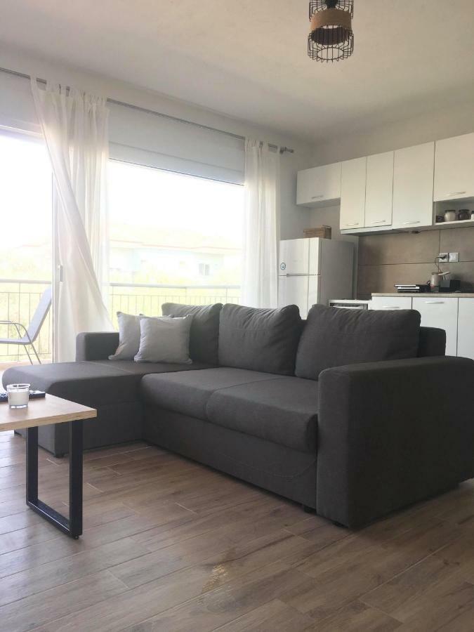 Sunrise View Apartment Ofrinion Ngoại thất bức ảnh
